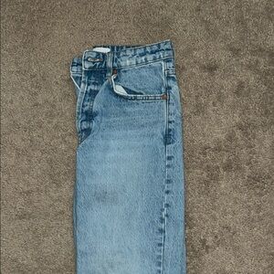 Women’s Zara jeans